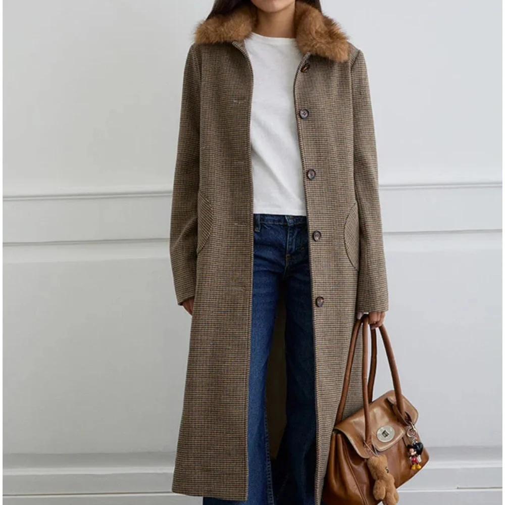 Motel rocks Norciel Longline Coat In Check Brown With Fur Collar - Picture 2 of 5